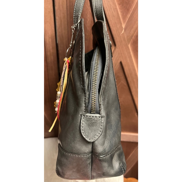 Women's Frye Leather Hand Painted Satchel Gray Skull Floral Medium Upcycled - Picture 5 of 6